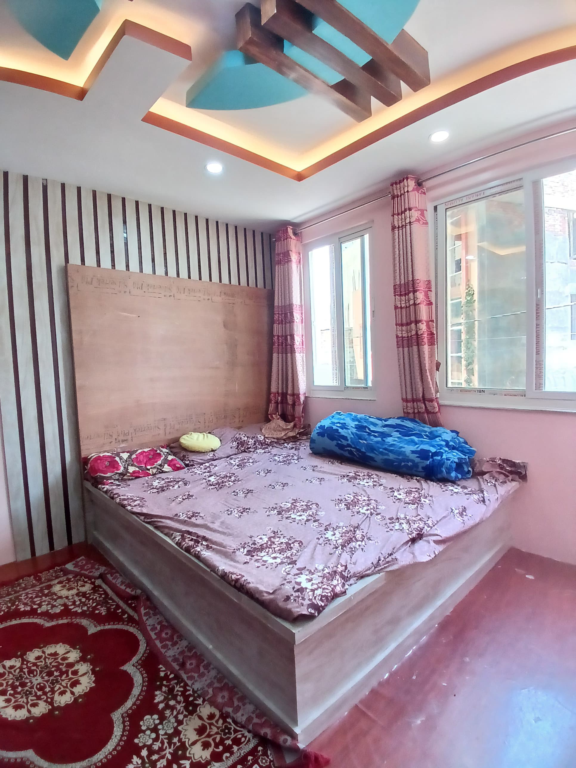 property-image